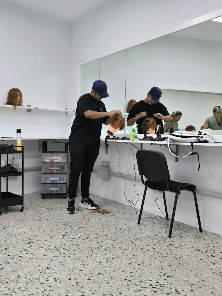 ALLO STUDIO ISLAS SL.